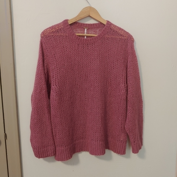 Free People Alpaca Wool Fuzzy Crewneck Sweater Loose Knit Lightweight Boho Mauve - Picture 7 of 8